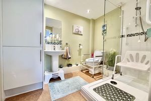 Ground Floor Shower Room- click for photo gallery